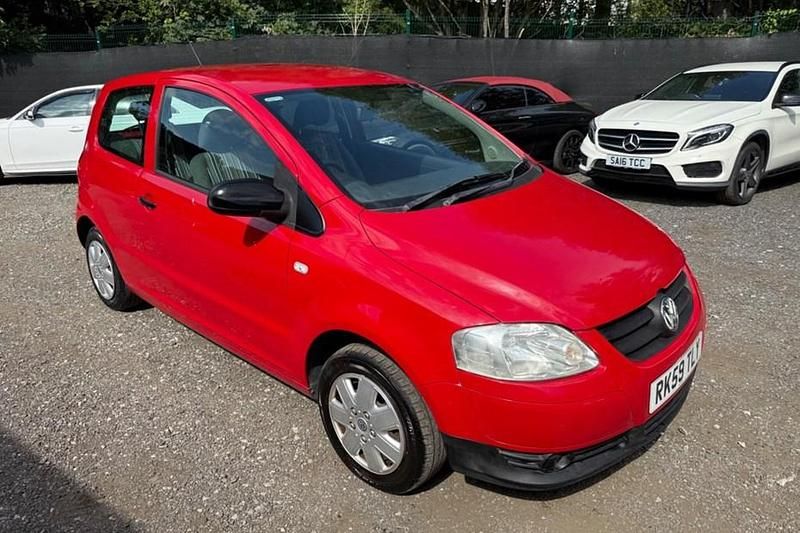 Red Used 2009 VW Fox Hatchback | £1,595 (Fair price) - Image 1/1