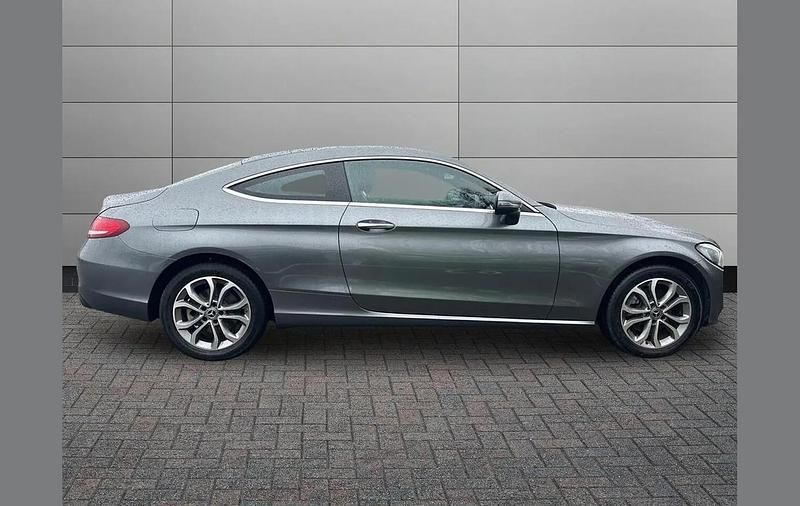 Used Mercedes C200 Premium 184 HP (135 kW) 2017 Grey Coupe
