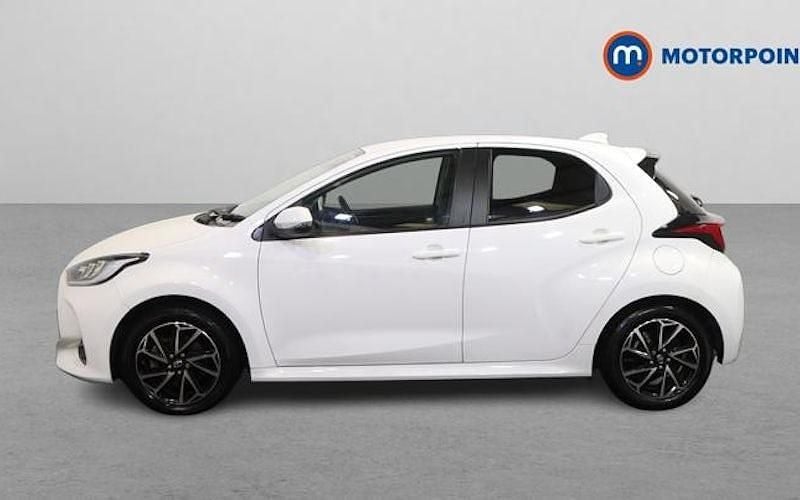 Used Toyota Yaris Hybrid Design 116 HP (85 kW) 2026 Hatchback