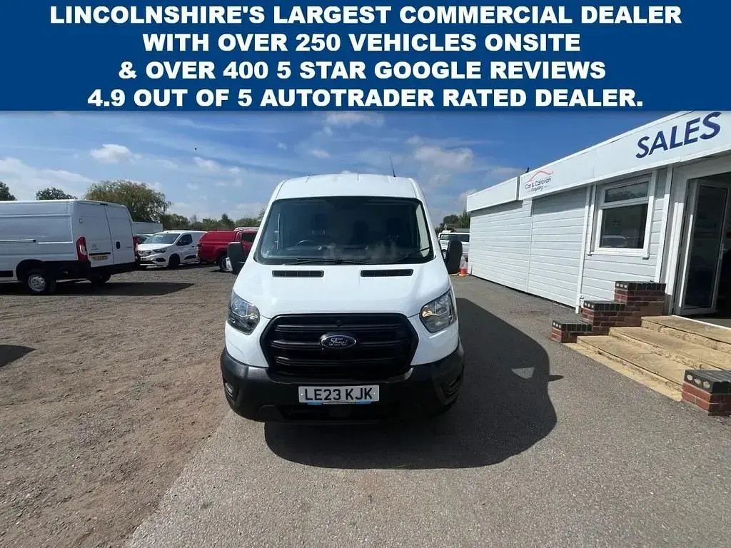 Second-hand Ford Transit S 2023 Alb Van
