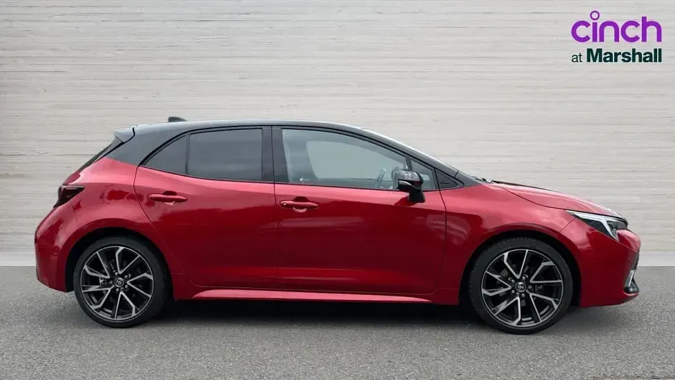 Used Toyota Corolla 140 HP (102 kW) 2023 Red