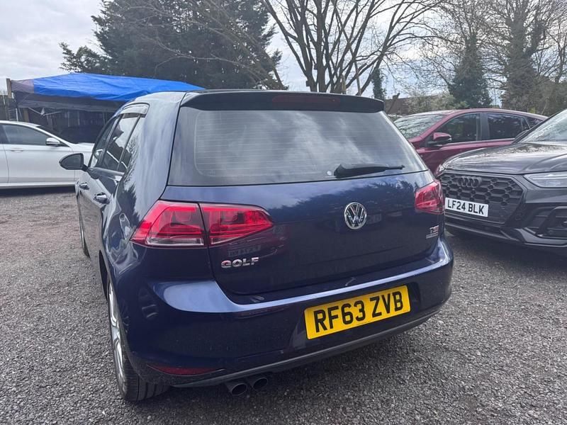 Usado VW Golf VIII Edition 2026 Azul Citadino