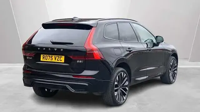 Used Volvo XC60 Ultra 247 HP (181 kW) 2025 Black SUV