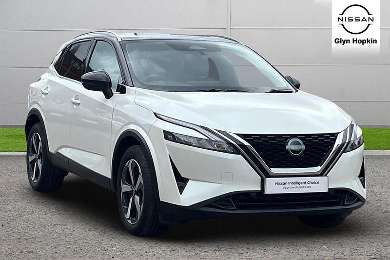 White Used 2023 Nissan Qashqai N-Connecta SUV | £18,055 (Fair price) - Image 1/4
