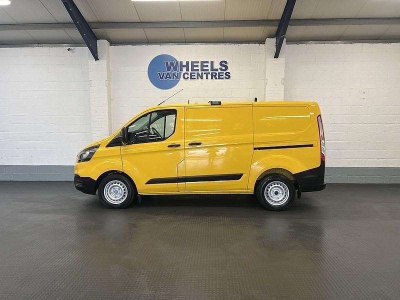 Used Ford Transit Custom S 130 HP (95 kW) 2022 Yellow Van