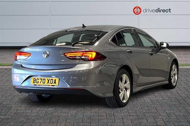 Used Vauxhall Insignia SRi 140 HP (102 kW) 2020 Grey Hatchback