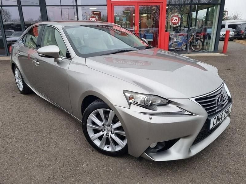 Used Lexus IS300h Luxury Line 223 HP (164 kW) 2014 Silver Sedan
