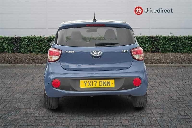 Used Hyundai i10 Premium SE 2017 Blue Hatchback