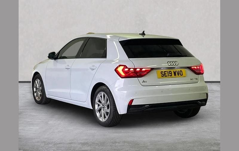 Used Audi A1 Sport 113 HP (83 kW) 2019 White SUV