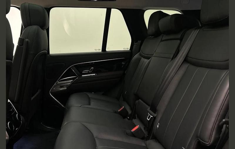 Used Land Rover Range Rover HSE 394 HP (289 kW) 2024 Grey SUV