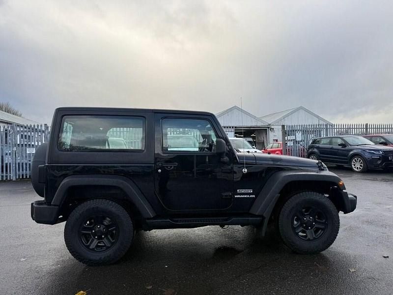Used Jeep Wrangler Sport 197 HP (144 kW) 2012 Black SUV