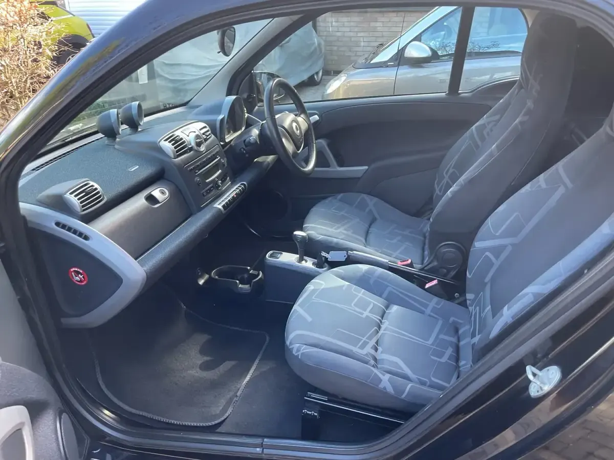 Used Smart ForTwo Coupé Passion 84 HP (61 kW) 2008 Black Coupe