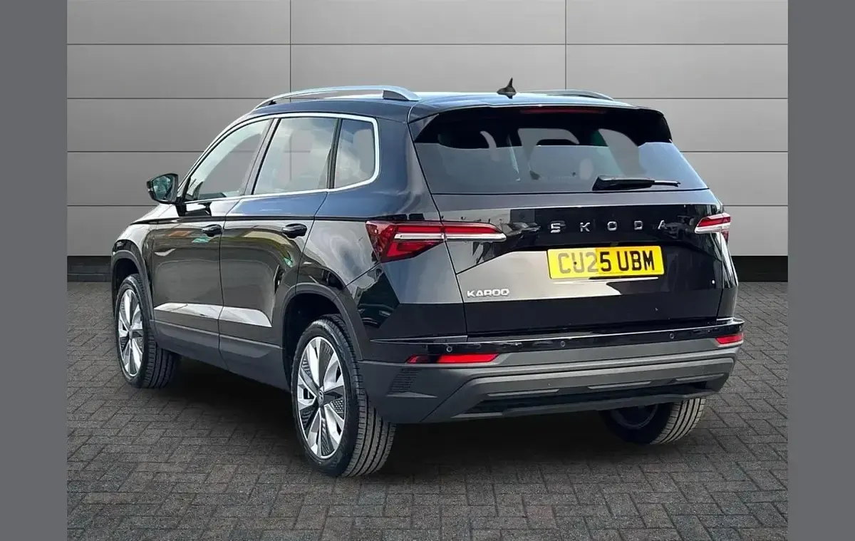 Used Skoda Karoq SE L 150 HP (110 kW) 2025 Black magic pearl effect SUV