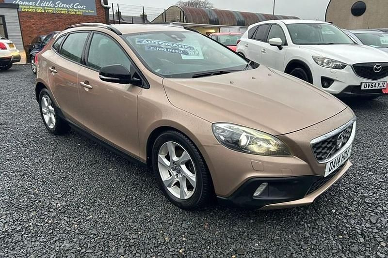 Used 2014 Volvo V40 CC Estate | £5,996 (Fair price) - Image 1/1