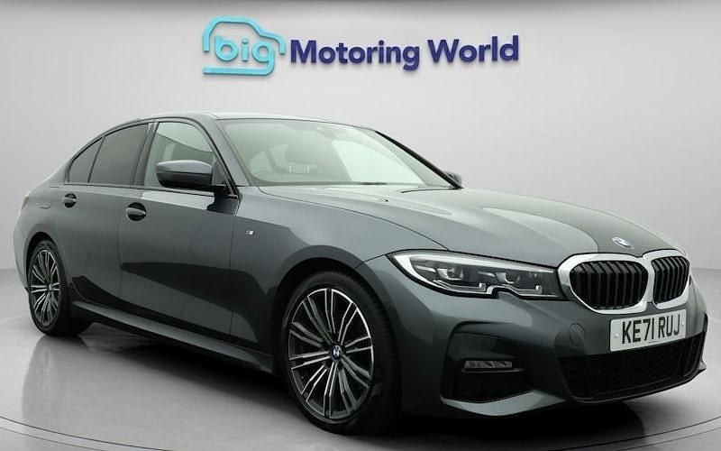 Used 2021 BMW 320 M Sport Sedan | £24,100 (Fair price) - Image 1/4