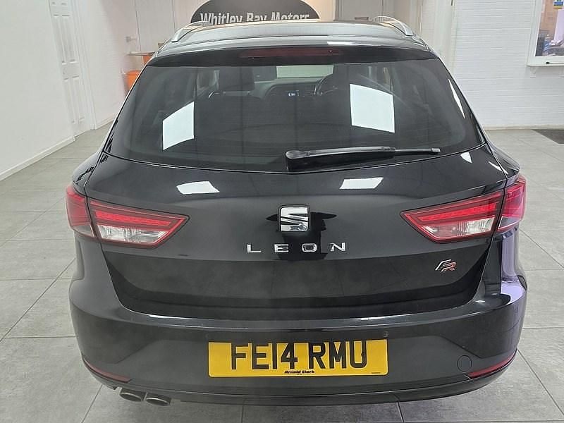 Used Seat Leon FR 150 HP (110 kW) 2014 Black Estate