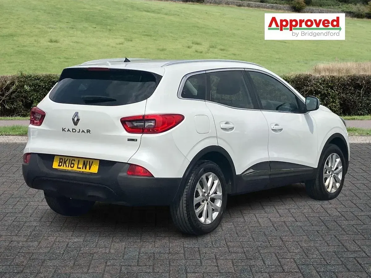 Usado Renault Kadjar Dynamique 110 CV (80 kW) 2016 Blanco SUV