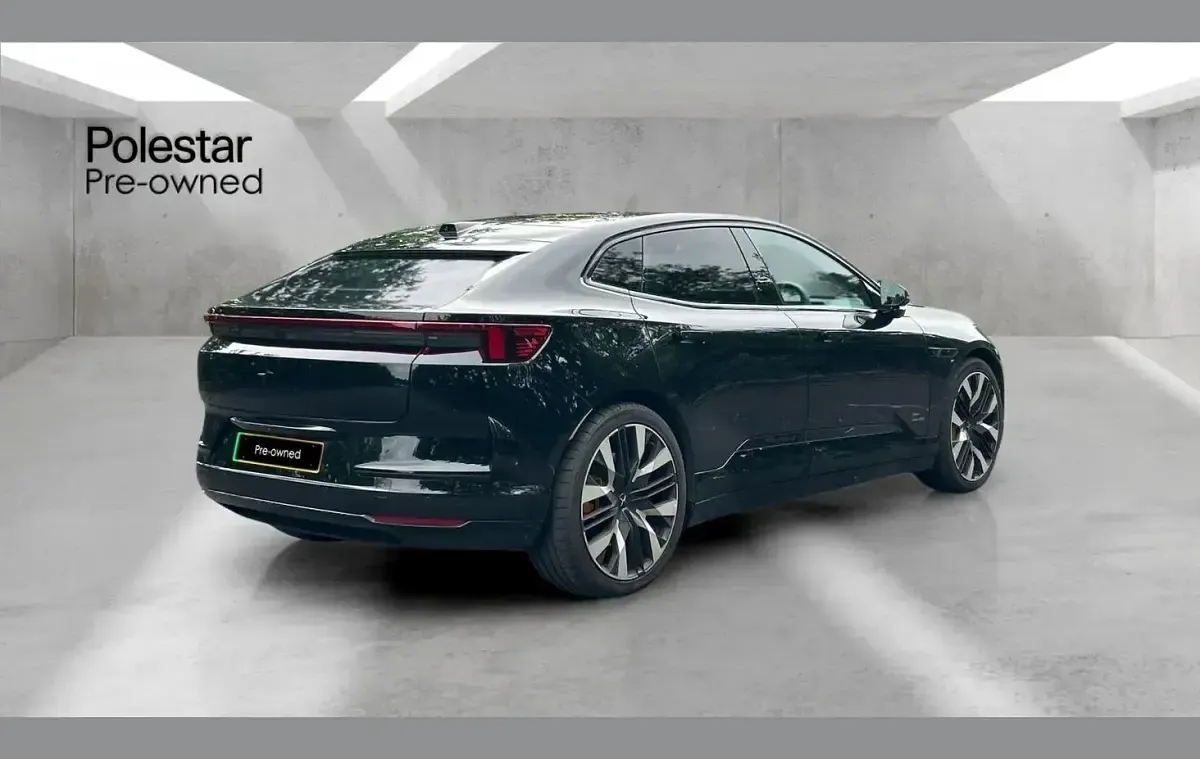 Used Polestar 4 Plus 400 kW (544 HP) 2026 Black SUV