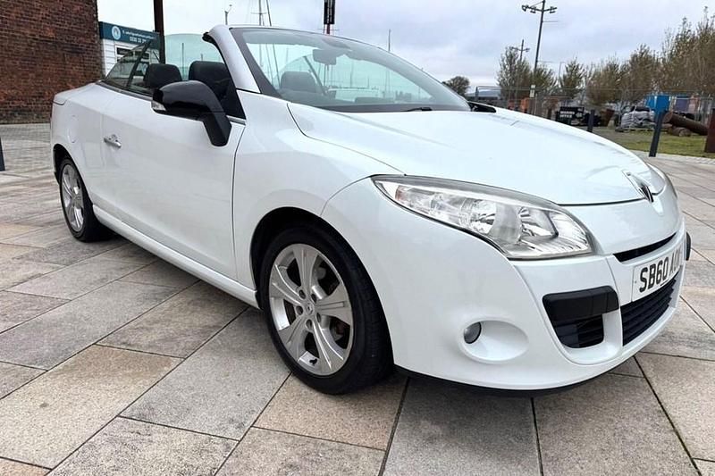 Used 2010 Renault Mégane III Dynamique Cabriolet | £4,490 (Fair price) - Image 1/1