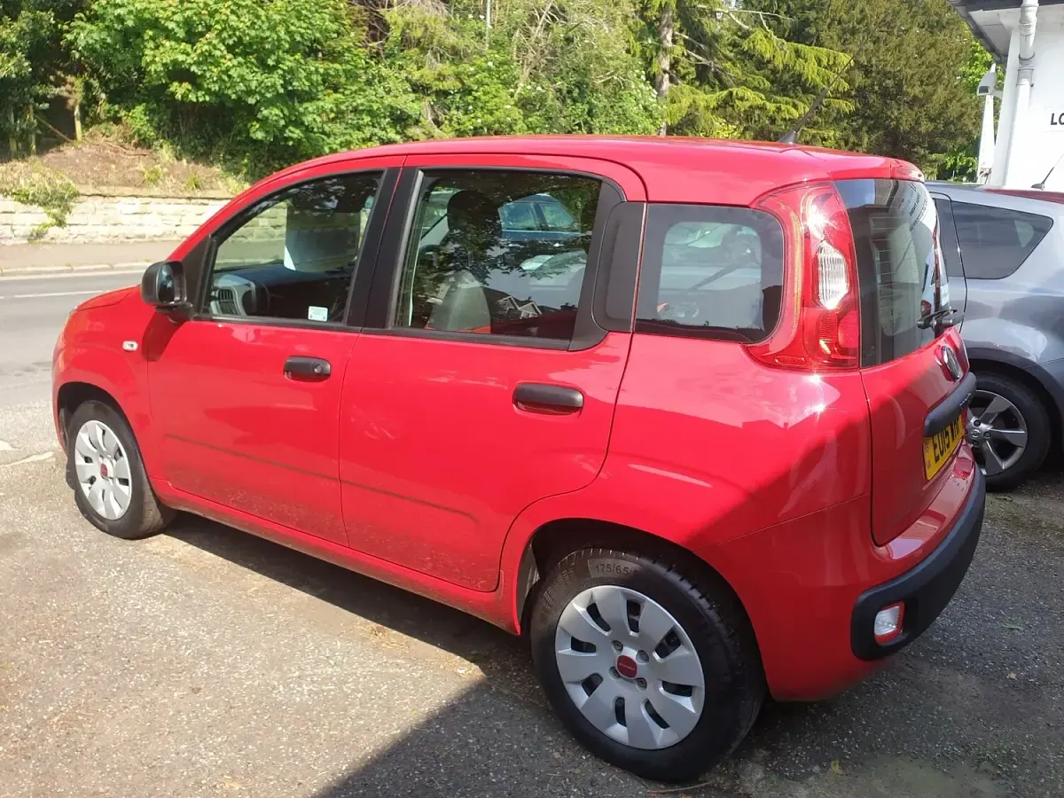 Used Fiat Panda Pop 69 HP (50 kW) 2015 Red Hatchback