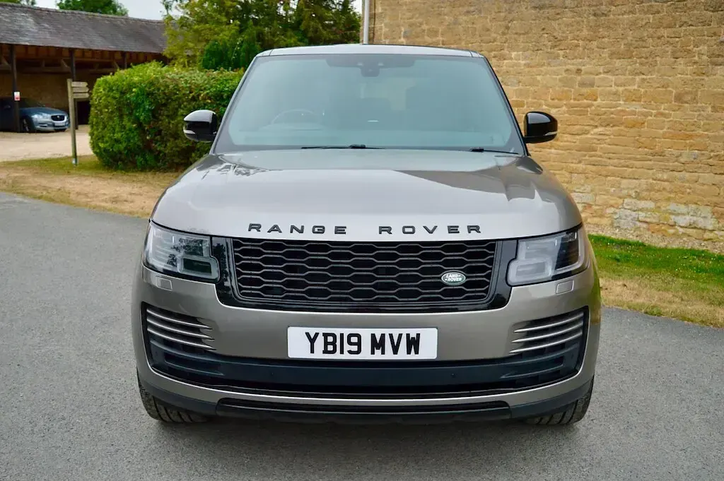 Used Land Rover Range Rover Vogue 2019 Silver SUV