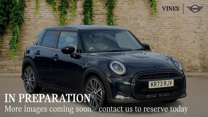 Black Used 2023 Mini Cooper Exclusive Hatchback | £25,366 (A bit pricey) - Image 1/4