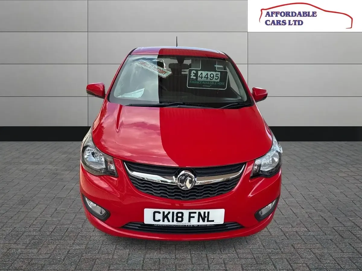 Used Vauxhall Viva 75 HP (55 kW) 2018 Red Hatchback
