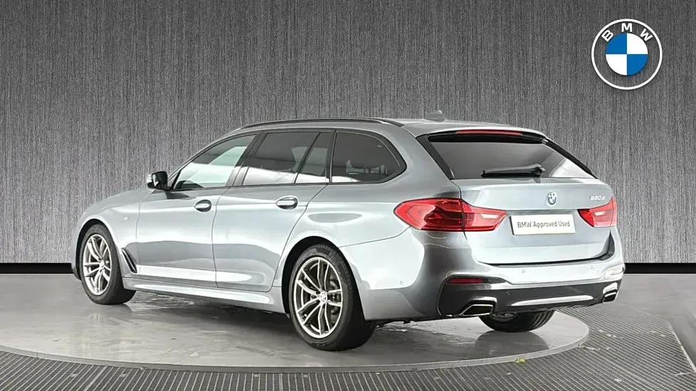 Used BMW 520 M Sport 187 HP (137 kW) 2020 Blue Estate