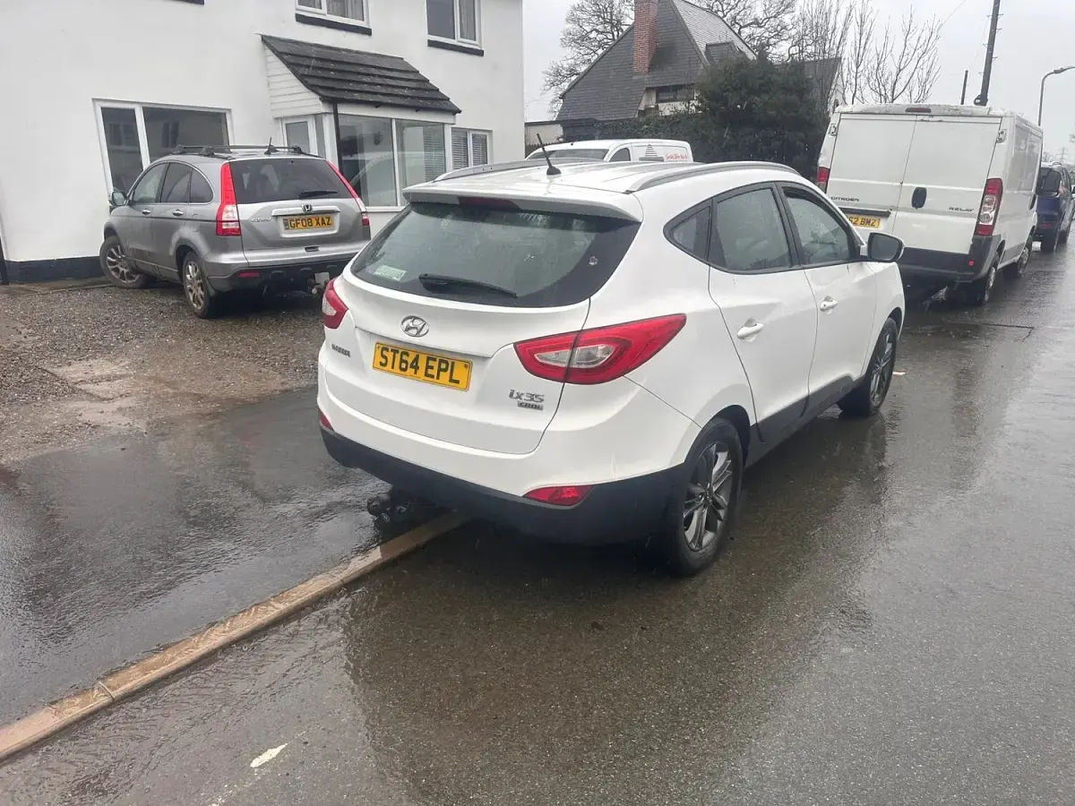 Used Hyundai ix35 SE 115 HP (84 kW) 2014 White SUV