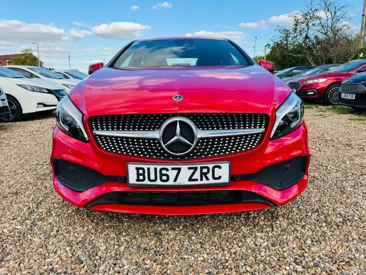 Usado Mercedes A180 AMG Line Premium 2017 Vermelho Citadino