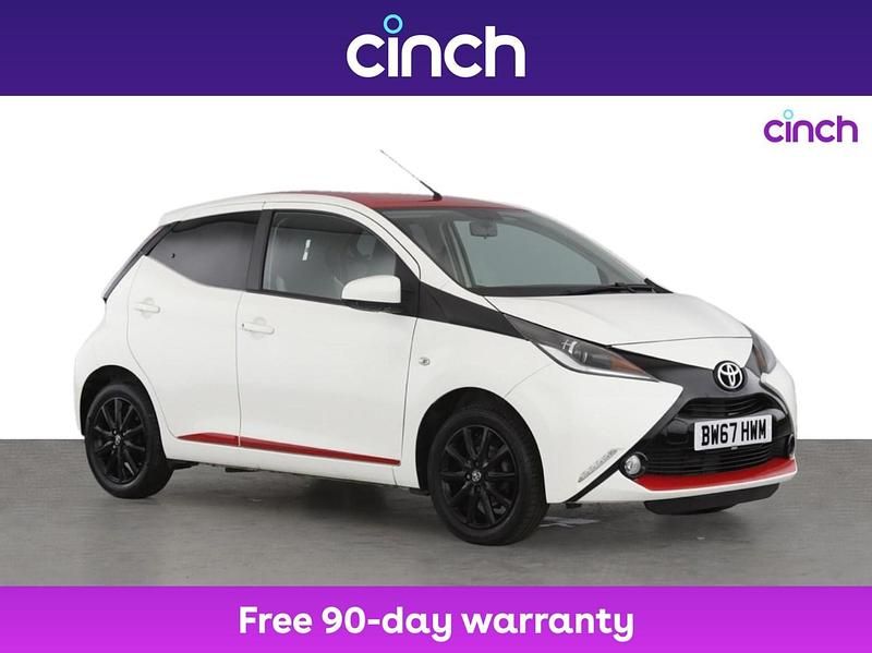 White Used 2018 Toyota Aygo x-press Hatchback | £7,809 (Fair price) - Image 1/3