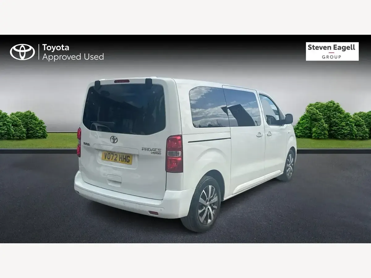 Used Toyota Proace Verso City 178 HP (130 kW) 2022 White Estate