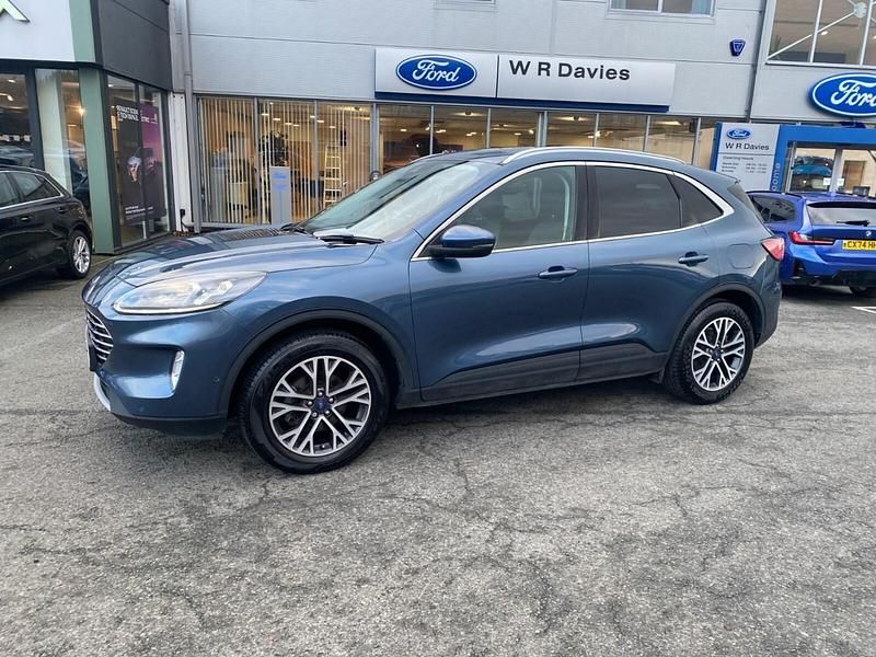 Used Ford Kuga Titanium 120 HP (88 kW) 2020 Blue SUV