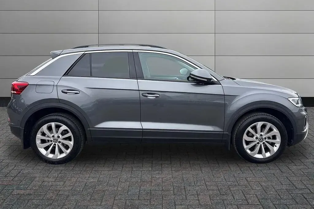 Used VW T-Roc Match 150 HP (110 kW) 2025 Grey SUV