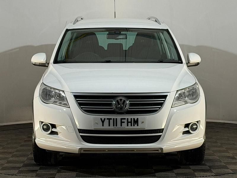 Used VW Tiguan R-line 140 HP (102 kW) 2011 White SUV