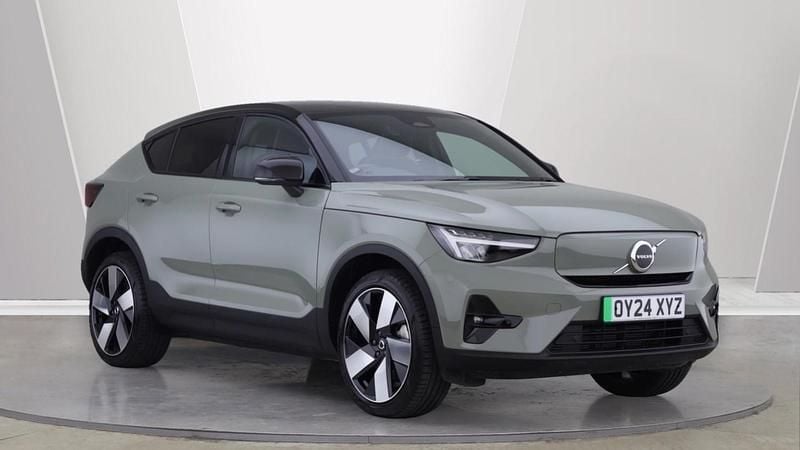 Green Used 2024 Volvo EC40 Plus SUV | £33,650 (Fair price) - Image 1/4