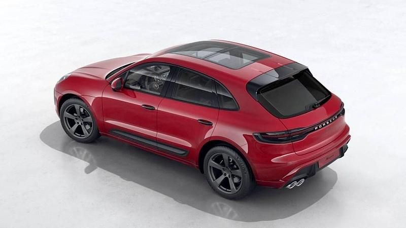 Used Porsche Macan 265 HP (194 kW) 2022 Red SUV