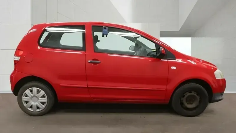 Used VW Fox 55 HP (40 kW) 2009 Red Hatchback