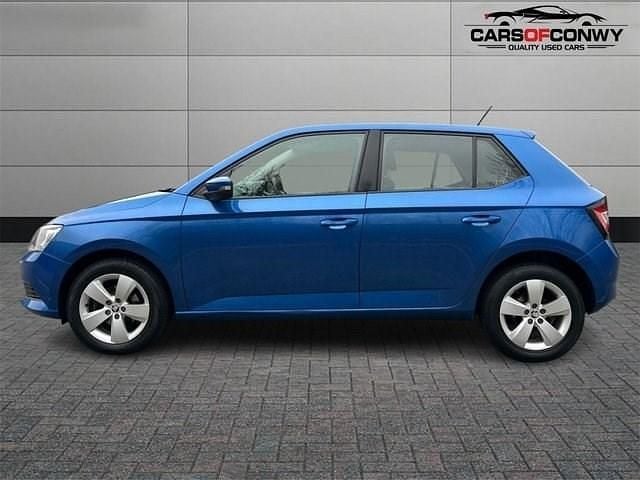 Used Skoda Fabia SE 90 HP (66 kW) 2015 Blue Hatchback