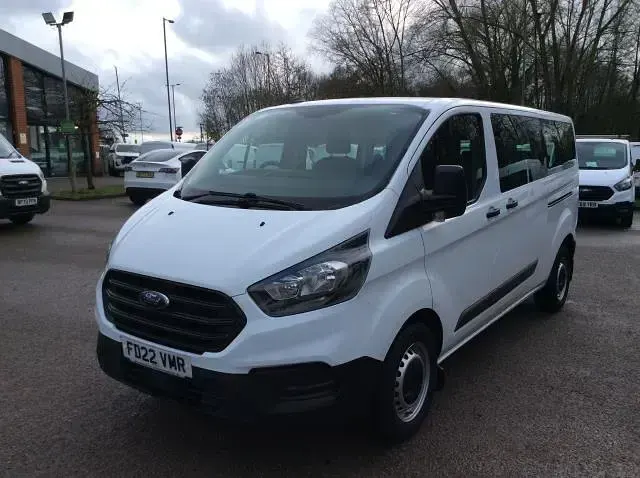 Used Ford Transit Custom 130 HP (95 kW) 2022 White Estate