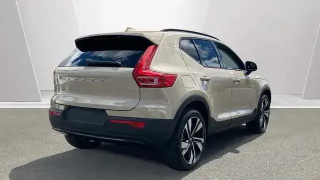 Used Volvo XC40 Ultra 161 HP (118 kW) 2025 SUV