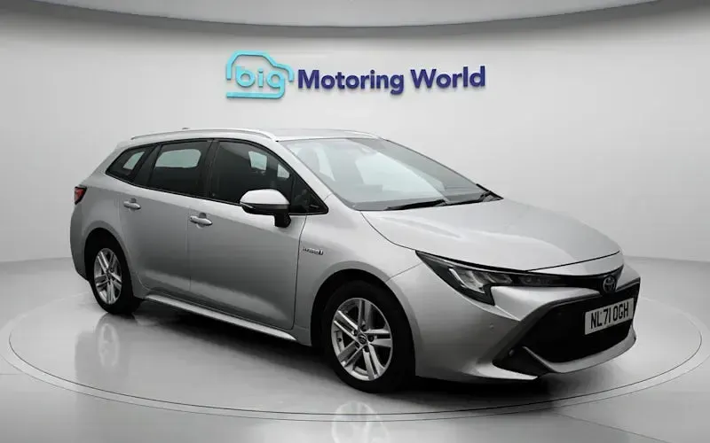 Używany Toyota Corolla 122 KM (89 kW) 2021 Kombi