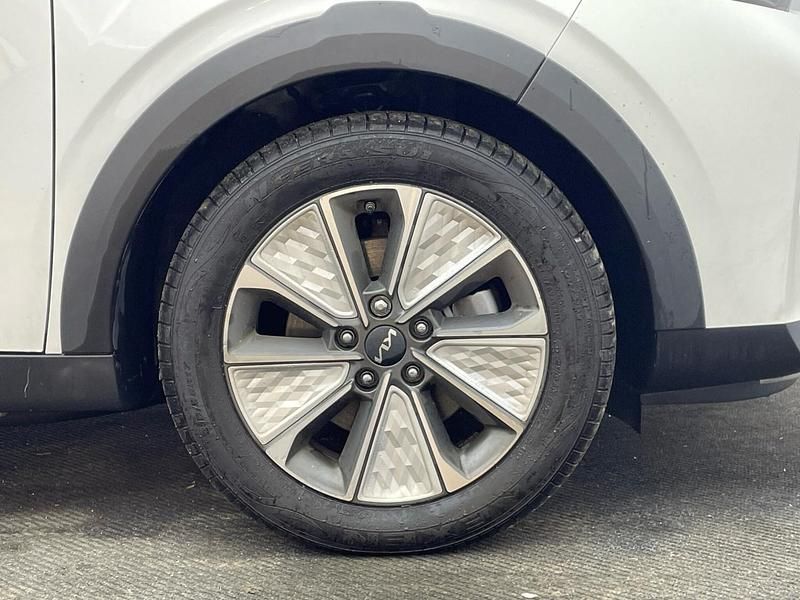 Used Kia Soul 204 HP (150 kW) 2024 White SUV