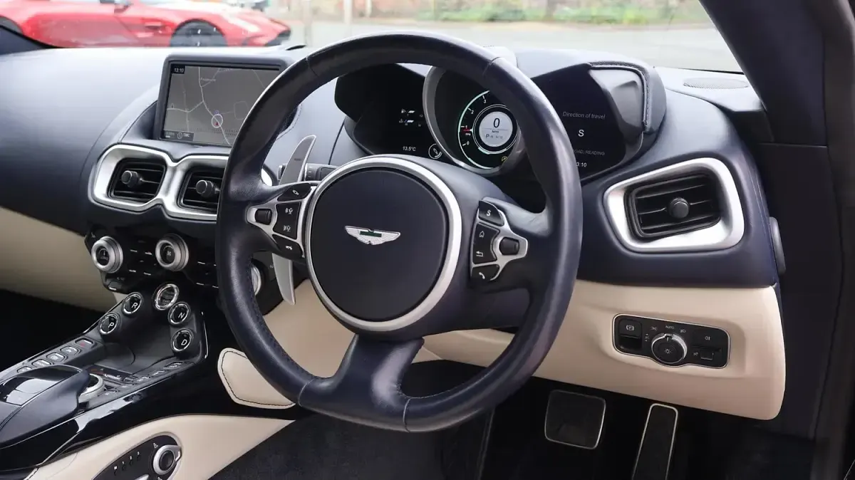 Used Aston Martin Vantage 2021 Blue Coupe