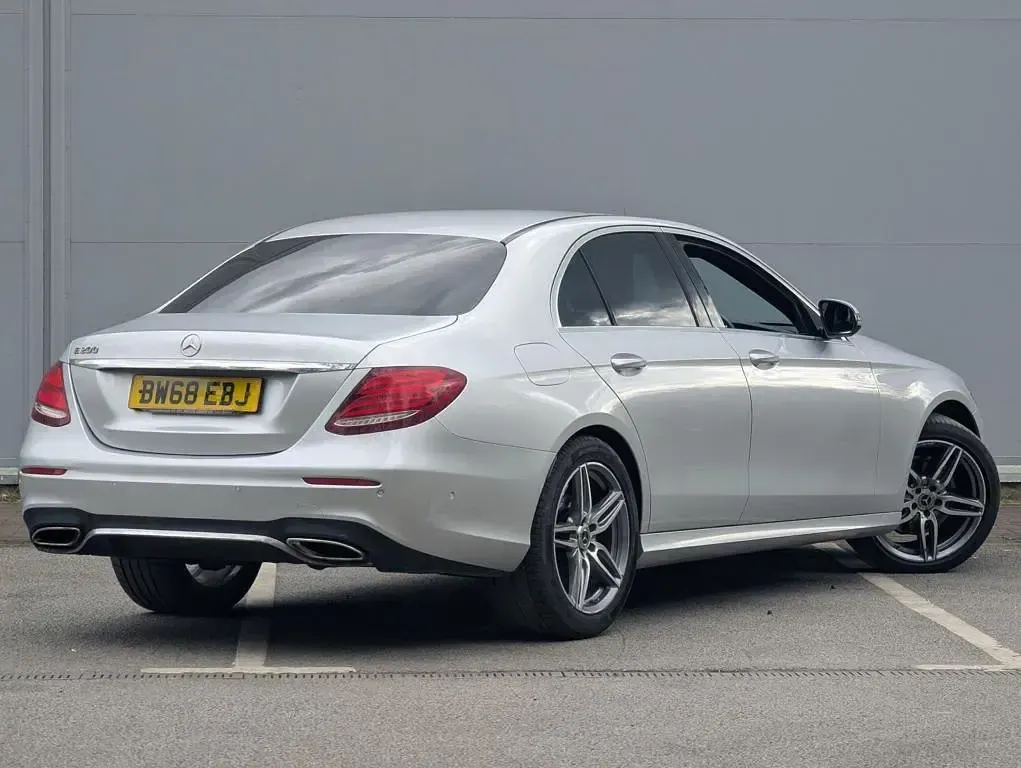 Used Mercedes E200 AMG line 184 HP (135 kW) 2018 Silver Sedan