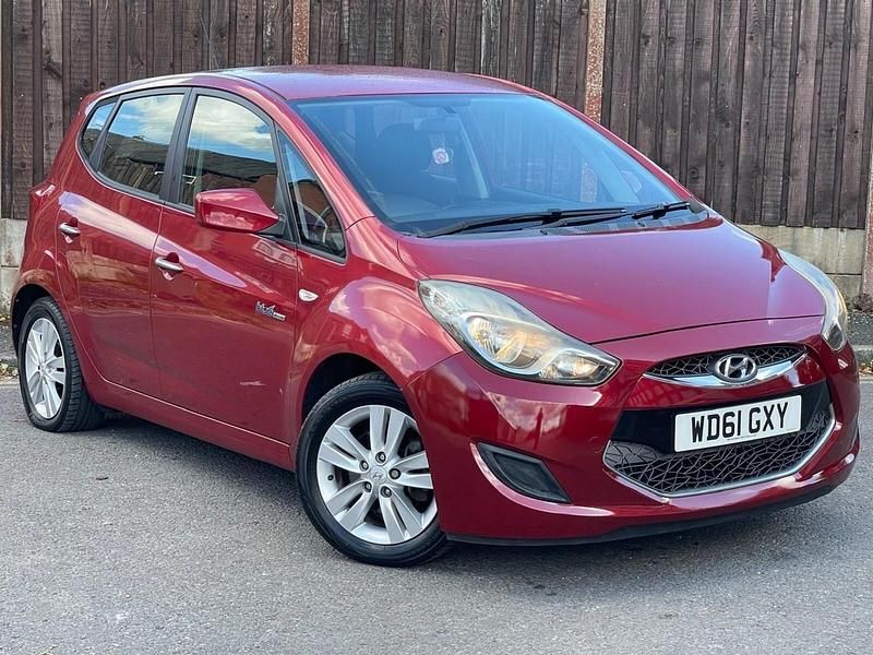 Red Used 2011 Hyundai ix20 Active MPV | £2,495 (Good price) - Image 1/4