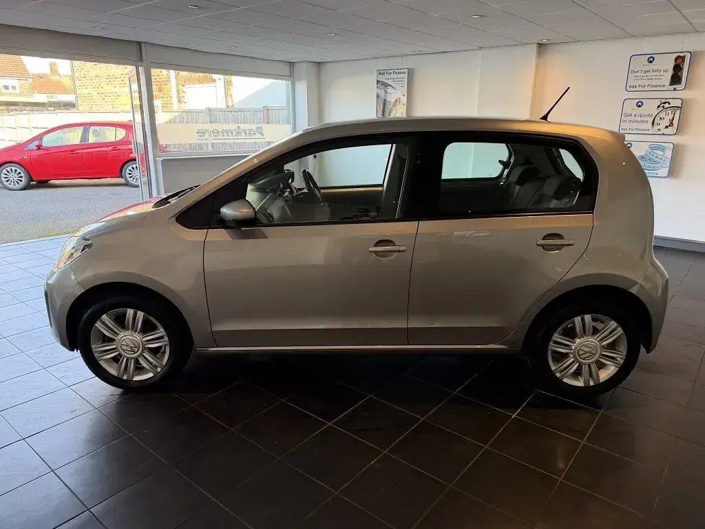 Usado VW up! high up! 2017 Prateado Citadino