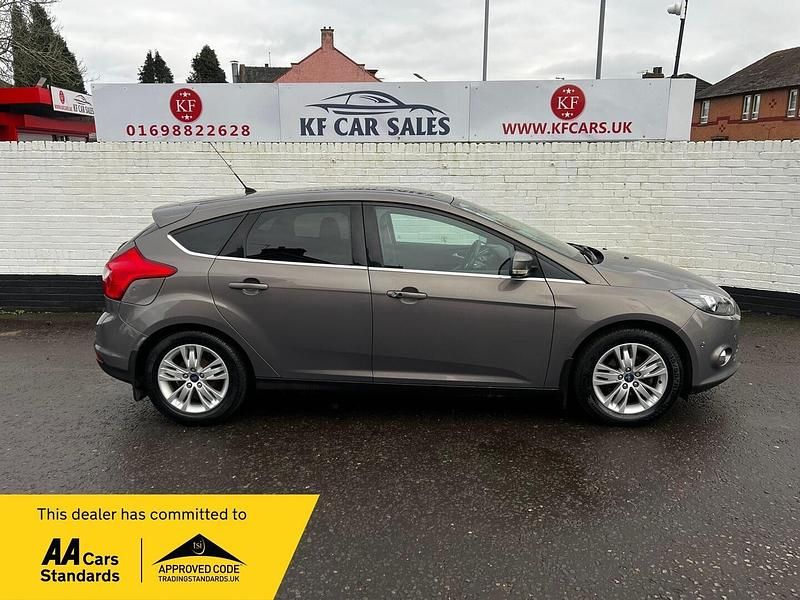 Brown Used 2014 Ford Focus Titanium Hatchback | £4,995 (Fair price) - Image 1/4