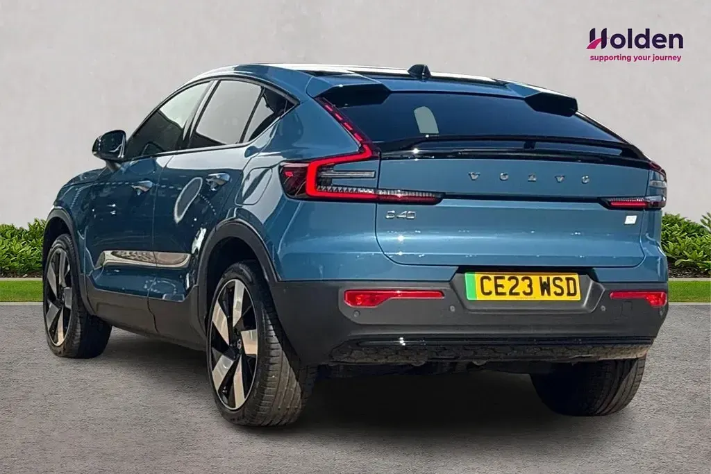 Used Volvo C40 Ultimate 77 kW (106 HP) 2023 SUV
