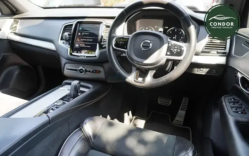 Used Volvo XC90 R-Design Pro 235 HP (172 kW) 2021 SUV